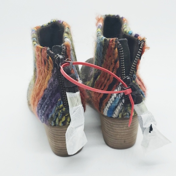 TOMS Women's 5.5 multicolor Ankle Booties - Picture 3 of 4